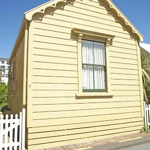 Aparthotel Wellington City Cottages